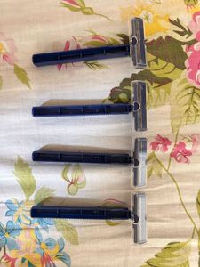 🪒Gillette Razor🪒