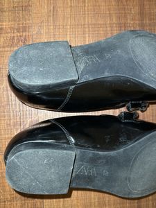 Zara Chain Loafers