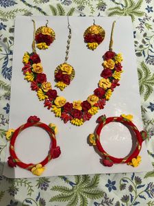 Floral Jewellery Set