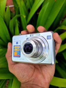 SONY CYBERSHOT DSC-W100 Digital Camera