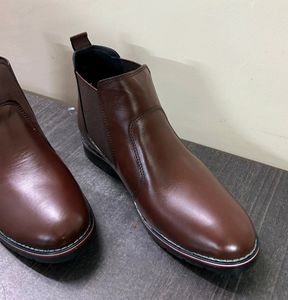 MEN&#39;S LEATHER BOOTS