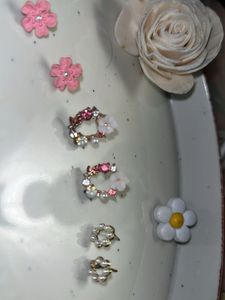 Cute Floral Earring Set