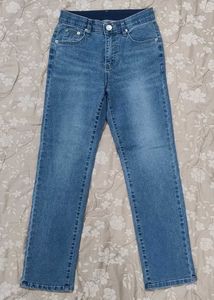 Classic Straight Leg Korean Jeans