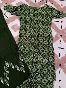 Elegant Green Kurta Set
