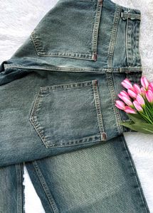 Bershka New Vintage Baggy Jeans (Unisex)