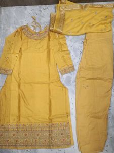 Beautiful💛Suit Salwar Set💛