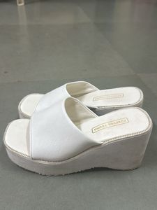 90’s Style White Wedges
