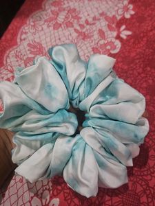 Pastel Scrunchie Set