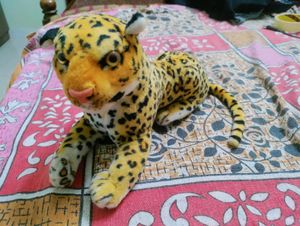 Cute Toy Hiran And Tiger