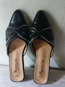 Black Bow Mules