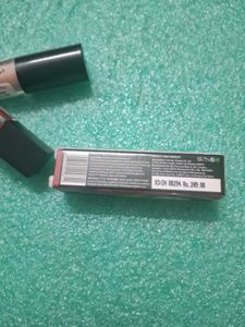 SUGAR  Lipstick &amp; O.T.G concealer Set