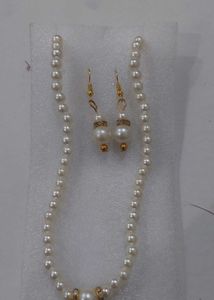 Pearl Necklace &amp; Earring Set