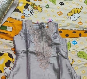 Elegant party wear suit