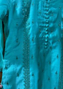 royal Elegant Embroidered Kurta