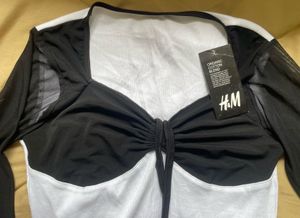 Mesh Sleeve Ruched Crop Top
