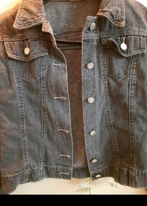 Grey Denim Jacket 💙😍