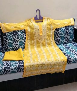 🆕️ Mirror Work Chikankari Kurti