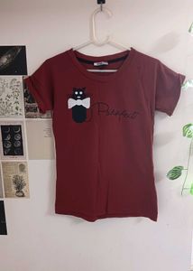 Vintage-Inspired Rolled Sleeve T-Shirt with Cat Pr