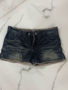 Chic Low Waist Fur Shorts (XXS, XS)