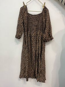 Square Neck+ Off Shoulder Smoked Midi Dress