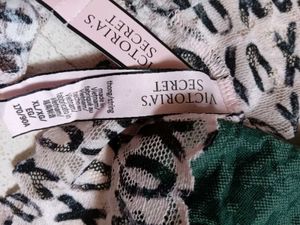 Victoria&#39;s Secret thong set-3