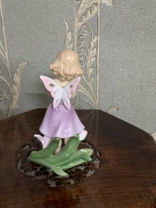 Sale‼️Girl Showpiece