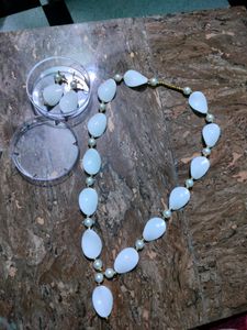White Neck Set With Pearl Work