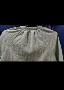 Sage Green Button-Up Top✨️