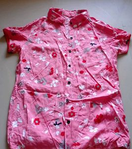 Pink Floral Collar Top With Button