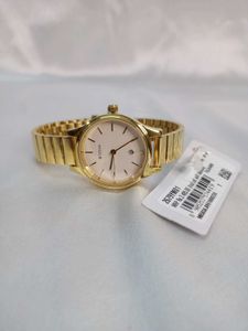 Titan Karishma Beige Dial Analog Stainless Steel S