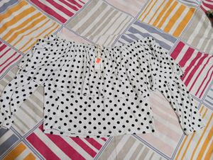 White Top With Black⚫ Dot