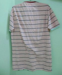 MEN V SHAPE MULTICOLOR TSHIRT