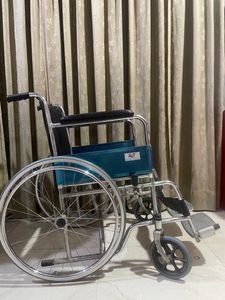 Foldable Manual Wheelchair