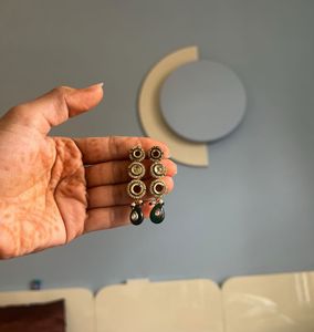 4 Pairs Of ethnic earrings