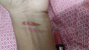 2 in One Lipstick