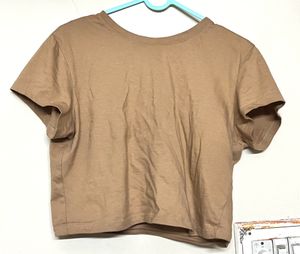 SALE ⭐️Women’s Beige Baby Tee