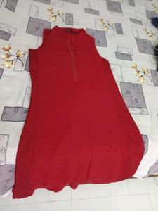 Red Sleeveless Kurti