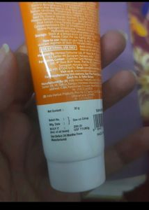 The Derma Co 1% Hyaluronic Acid Sunscreen