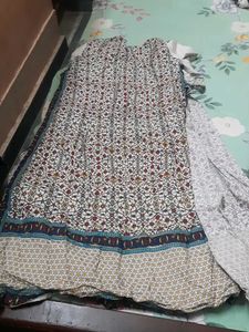 3 Piece Set With Inner,upper Shrug And Leggings