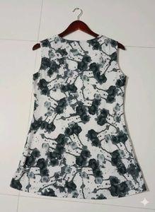 Floral Print Sleeveless Dress
