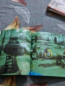 Spitfire: World&#39;s Famous Fighter