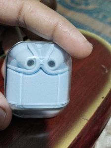 Wireless Earbuds with Charging Case