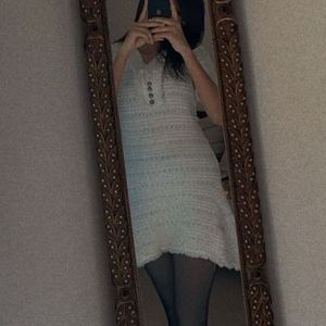 Chic White Knit Dress