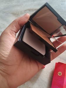 Nyka Compact
