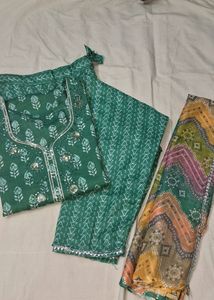 Green Straight Daily Wear Kurti Set