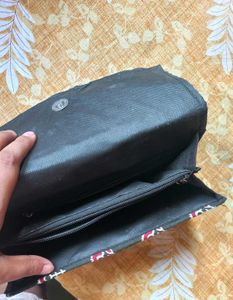 Patterned Clutch