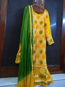 Chikankari Kurti With Dupatta  .Orignal Lucknowi