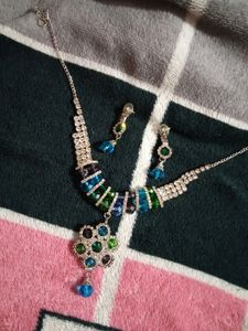 💥Price Drop💥 Peacock Colour Choker Necklace Set