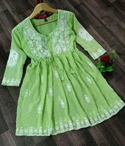 Green Embroidered Kurta