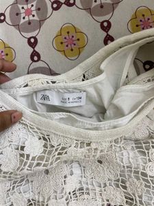 ZARA Girls White Crochet Top – Size 9Y (134cm)